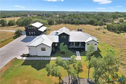 150 Wandering Oak Cir, Burnet, TX 78611