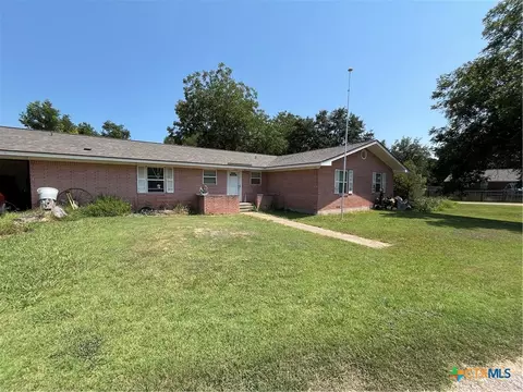 106 Buckhorn Trl, Valley Mills, TX 76689