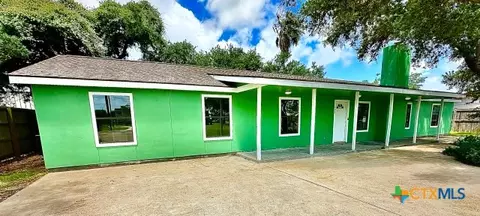 505 N 16th St, Port O'connor, TX 77982