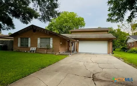 4615 Camellia St, Victoria, TX 77904