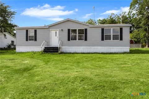 1203 W Main St, Gatesville, TX 76528