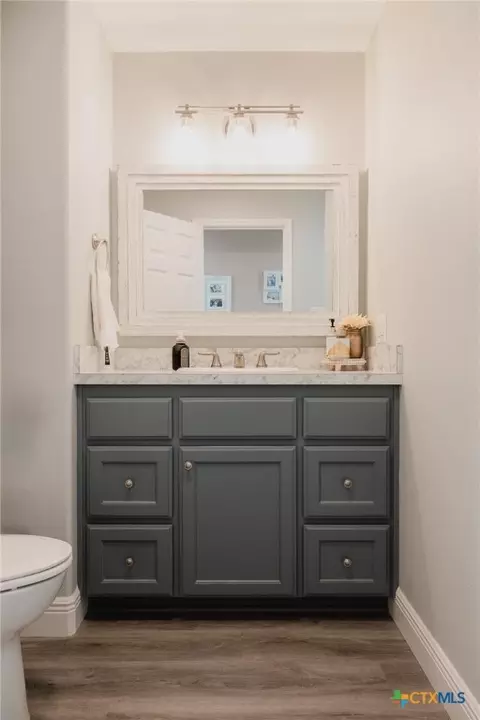Bath - 299 Bay Dr, Palacios, TX 77465 photo 1 of 1