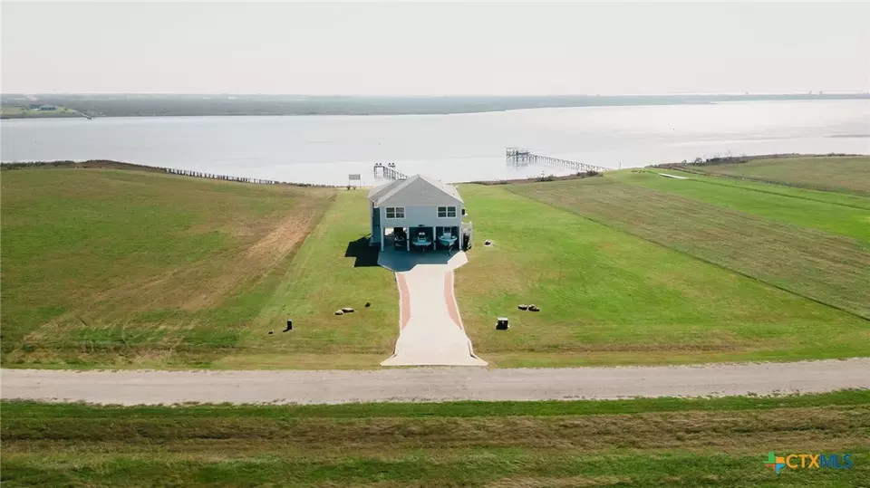 View/Area - 299 Bay Dr, Palacios, TX 77465 photo 2 of 4