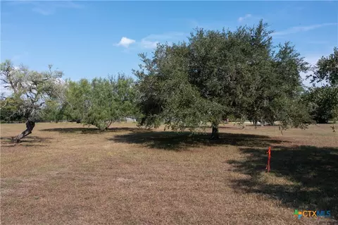 tbd Twin Lakes Cir, Goliad, TX 77963