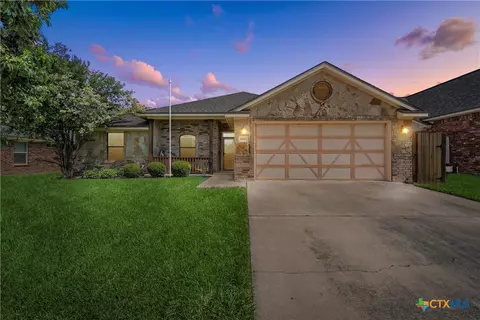 8614 Surrey Dr, Temple, TX 76502