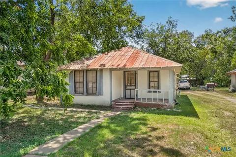 Undisclosed, Gonzales, TX 78629