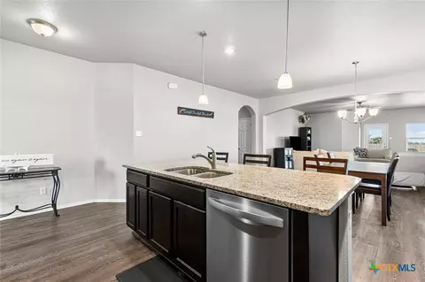 Kitchen - 271 Bainbridge Rd, Temple, TX 76502 photo 2 of 3