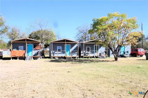 301 E Cedar St #A, Lometa, TX 76853