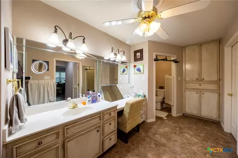 Bath - 704 E 16th St, Cameron, TX 76520 photo 1 of 2