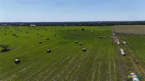 7897 Fox Rd, Belton, TX 76513