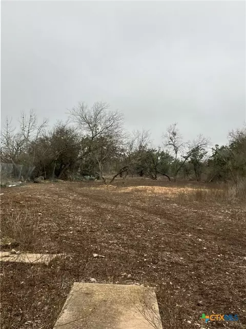 301 E South St, Camp Wood, TX 78833