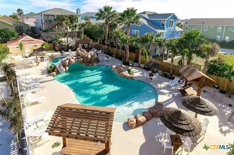 1813 S 11th St #106, Port Aransas, TX 78373