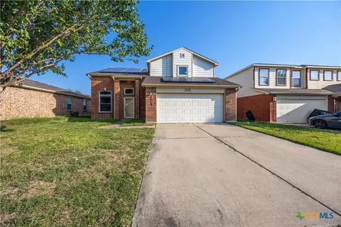 2313 Maedell Dr, Killeen, TX 76542