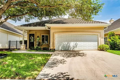 2213 Garden Ct, San Marcos, TX 78666