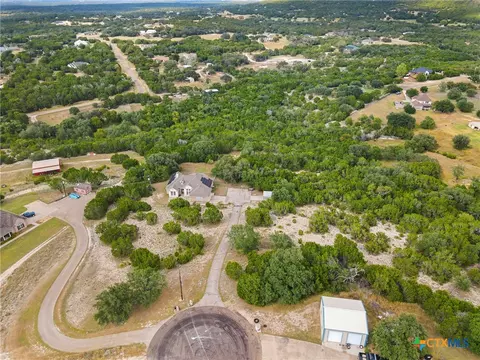 498 Aspen Cir, Killeen, TX 76549