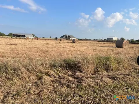 lot4 Landyns Path, Port Lavaca, TX 77979