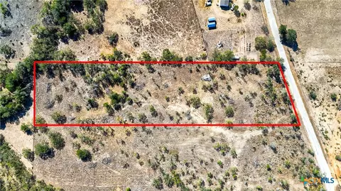 728 County Road 315, Stockdale, TX 78160