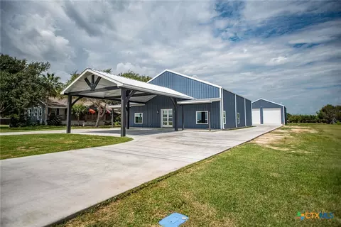 2062 W Harrison Ave, Port O'connor, TX 77982
