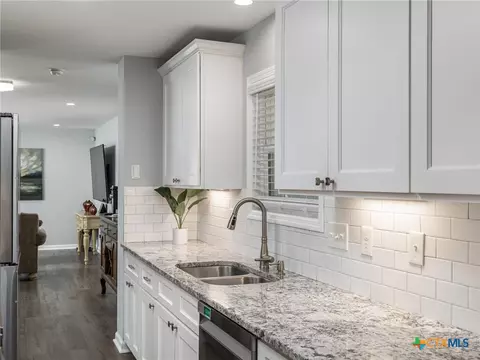 3204 Lake Travis Ave, Killeen, TX 76543