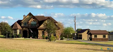 330 Ferryboat Ln, New Braunfels, TX 78130
