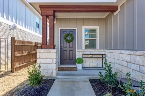 112 Bennington Dr, Liberty Hill, TX 78642