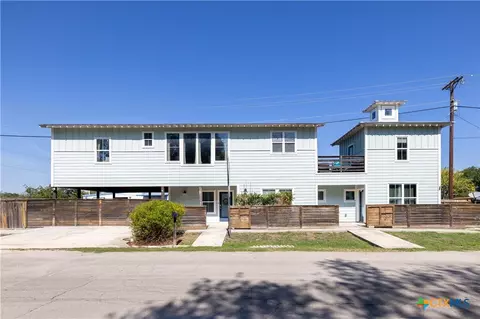 1124 Katy St, New Braunfels, TX 78130