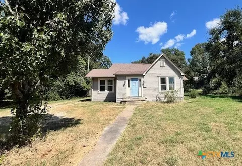 818 Rock Dam Rd, Marlin, TX 76661