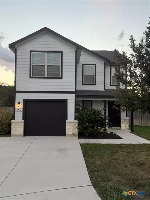2572 Smokey Cv, Seguin, TX 78155