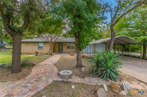 400 Bridge St, Gatesville, TX 76528