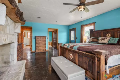 Bedroom - 3487 Rust, Spring Branch, TX 78070 photo 3 of 7
