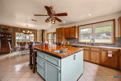 Kitchen - 3487 Rust, Spring Branch, TX 78070 photo 2 of 2