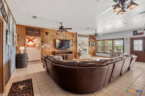 Living - 3487 Rust, Spring Branch, TX 78070 photo 4 of 4