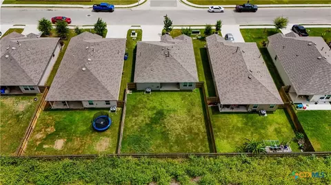 1046 Amble Oak, Seguin, TX 78155