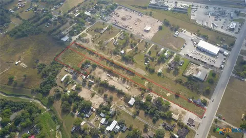 2808 S 2900 S Laurent St, Victoria, TX 77901