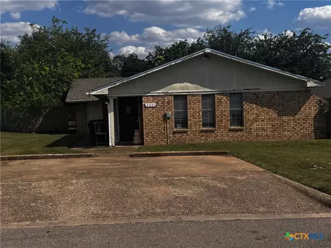 4601 Calle Secoya St #A & B, Temple, TX 76502