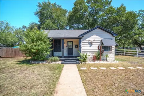 524 E 13th Ave, Belton, TX 76513
