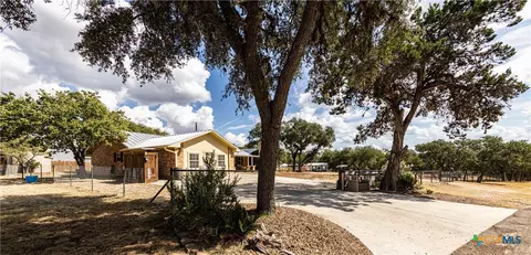 341 Ringtail, Canyon Lake, TX 78133