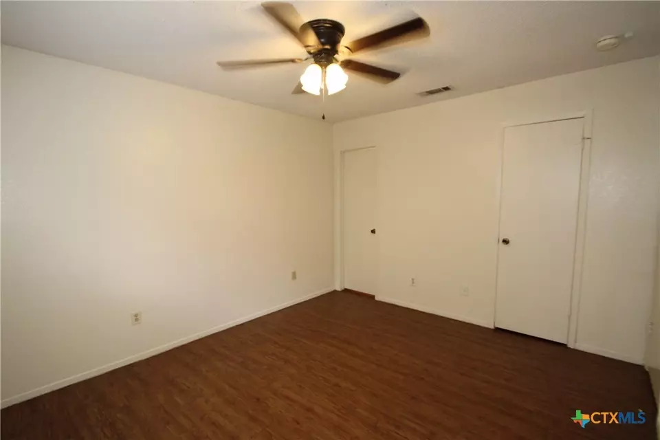 Bedroom - 1703 Dickens Dr, Killeen, TX 76543 photo 6 of 7