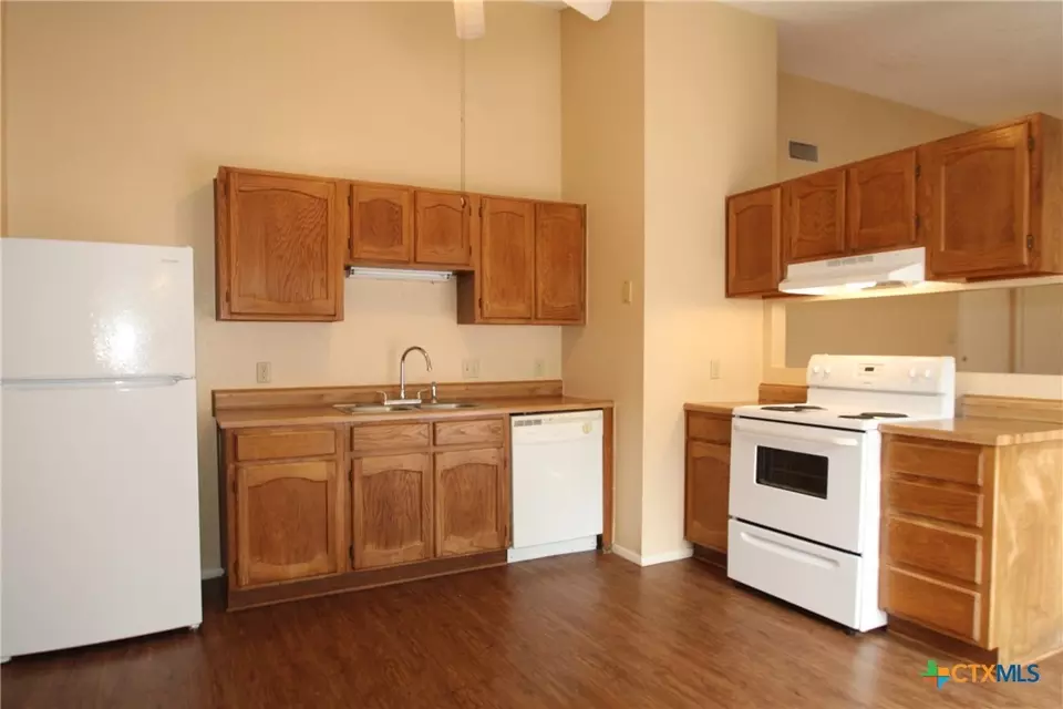 Kitchen - 1703 Dickens Dr, Killeen, TX 76543 photo 3 of 3