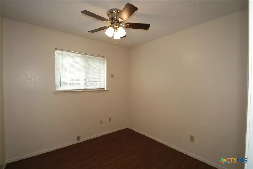 Bedroom - 1703 Dickens Dr, Killeen, TX 76543 photo 4 of 7