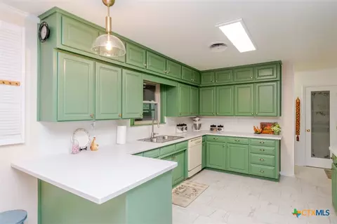 108 Arrowhead Dr, Harker Heights, TX 76548