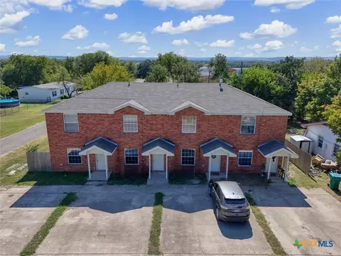 106 Bluebonnet St, Gatesville, TX 76528