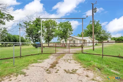 500 County Road 315, Jarrell, TX 76537
