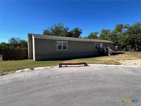 180 W Birch St, Nolanville, TX 76559