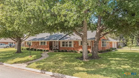 2001 Halbert St, Killeen, TX 76541