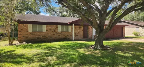 Other - 604 Davis St, Edna, TX 77957 photo 1 of 5