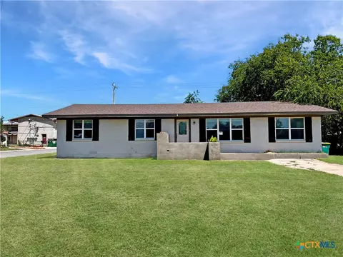 1311 W Main St, Gatesville, TX 76528