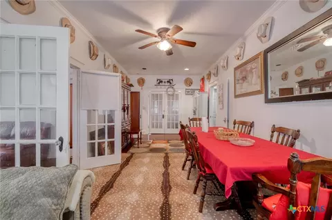 Dining - 809 S Pecan Ave, Luling, TX 78648 photo 1 of 1