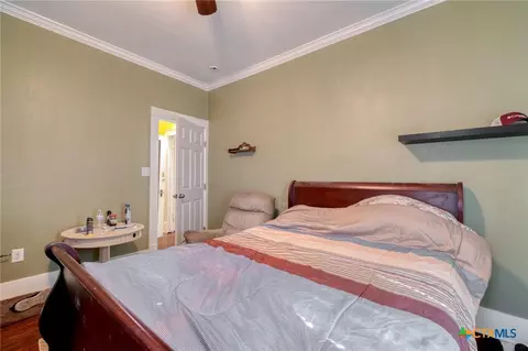 Bedroom - 809 S Pecan Ave, Luling, TX 78648 photo 6 of 8