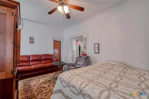 Bedroom - 809 S Pecan Ave, Luling, TX 78648 photo 2 of 8